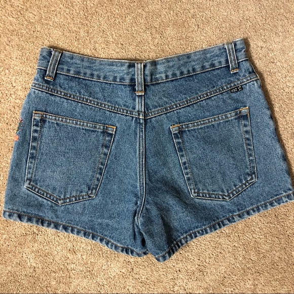 SQZ WOMEN AUTHENTIC ORIGINAL 100% COTTON EMBROIDERED SQUEEZE  JEAN SHORTS SZ 5/6 - Picture 2 of 7